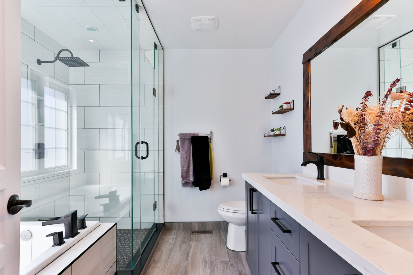 Types of shower doors