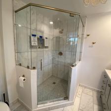 BEAUTIFUL BRUSHED BRONZE NEO ANGLE SHOWER
